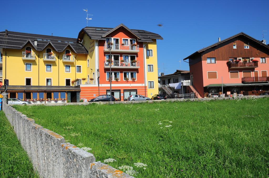Albergo Valbella Gallio Eksteriør billede